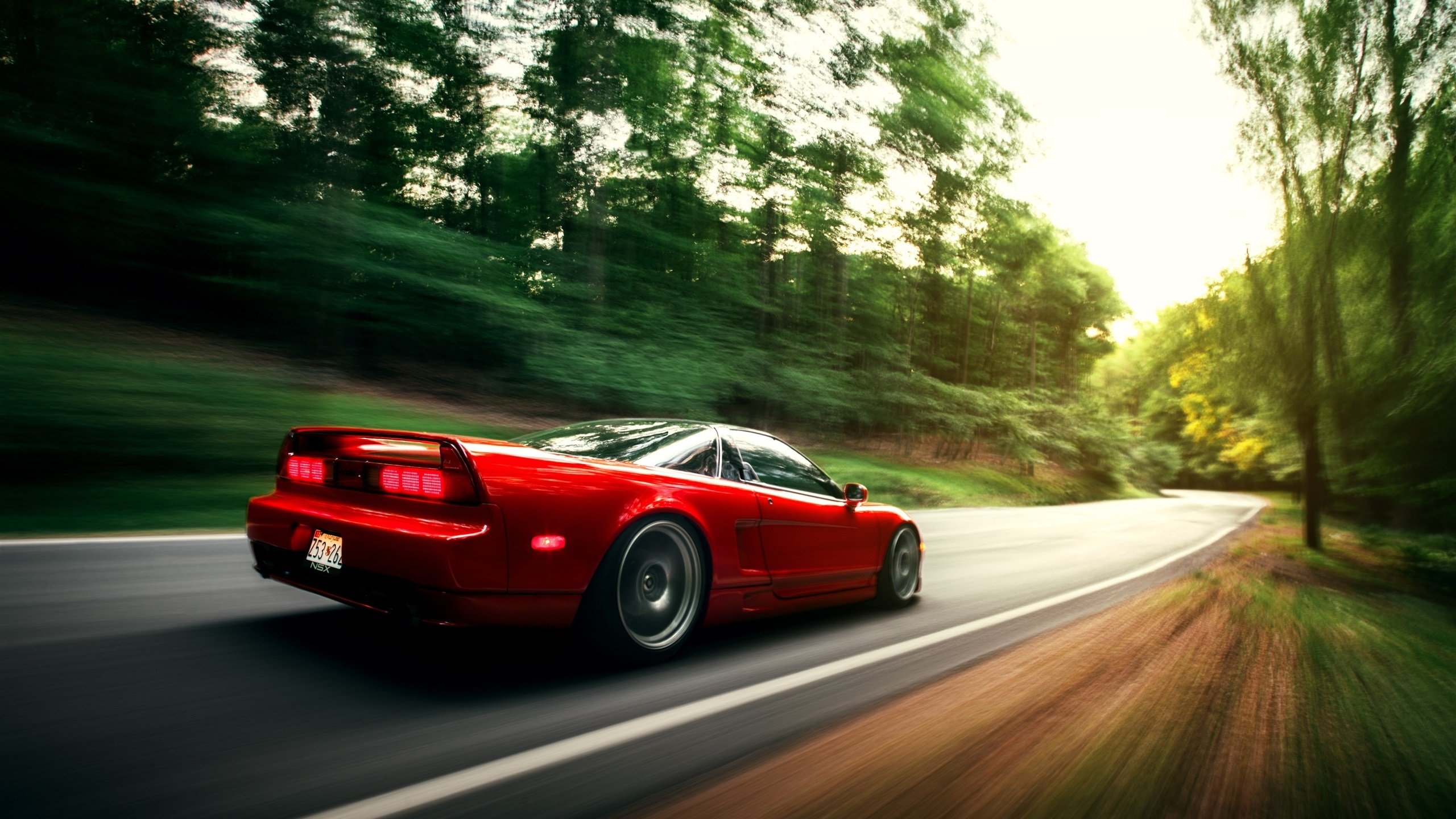 华体会hth-_全景天幕运动秀：光影雕塑之间的运动盛宴_，全景天幕夏天会不会很晒