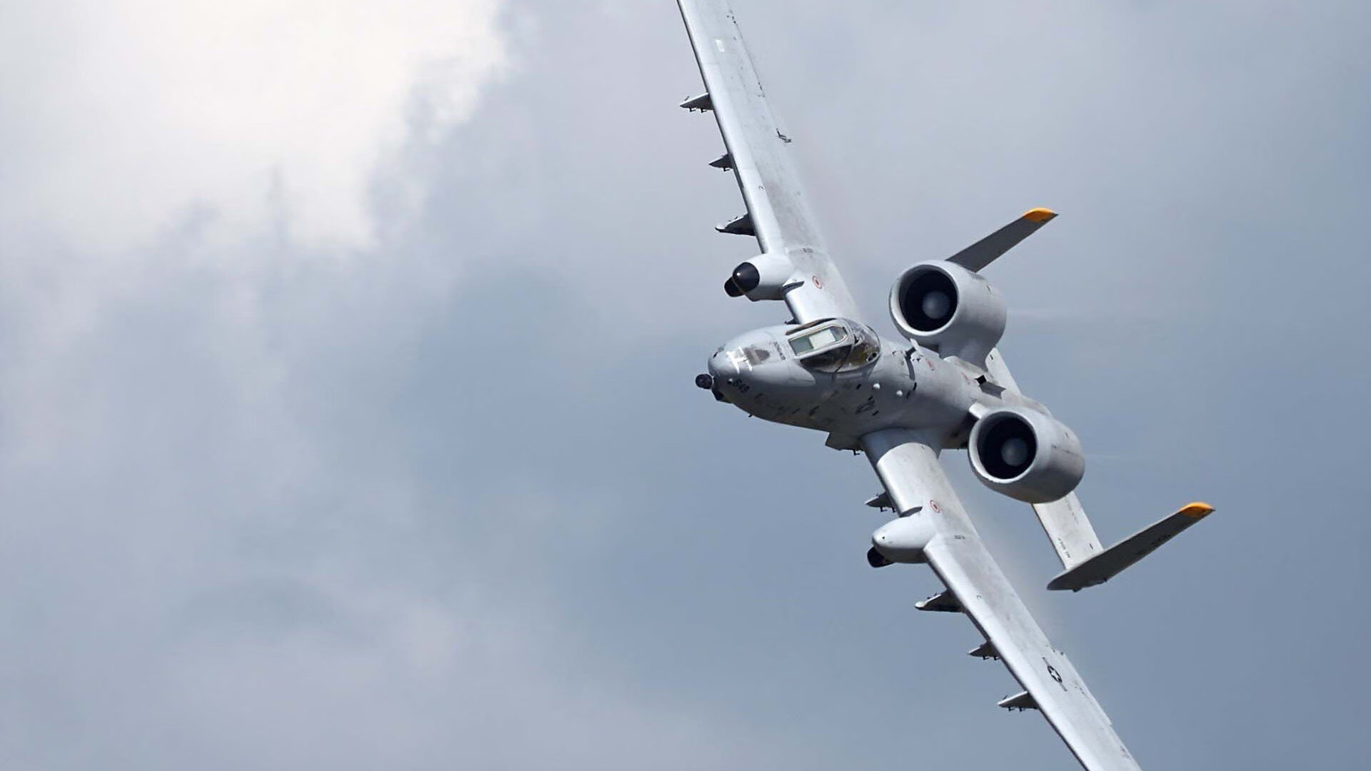 _退役运动员表演赛:缅怀历史,振奋精神_,退役军人运动员