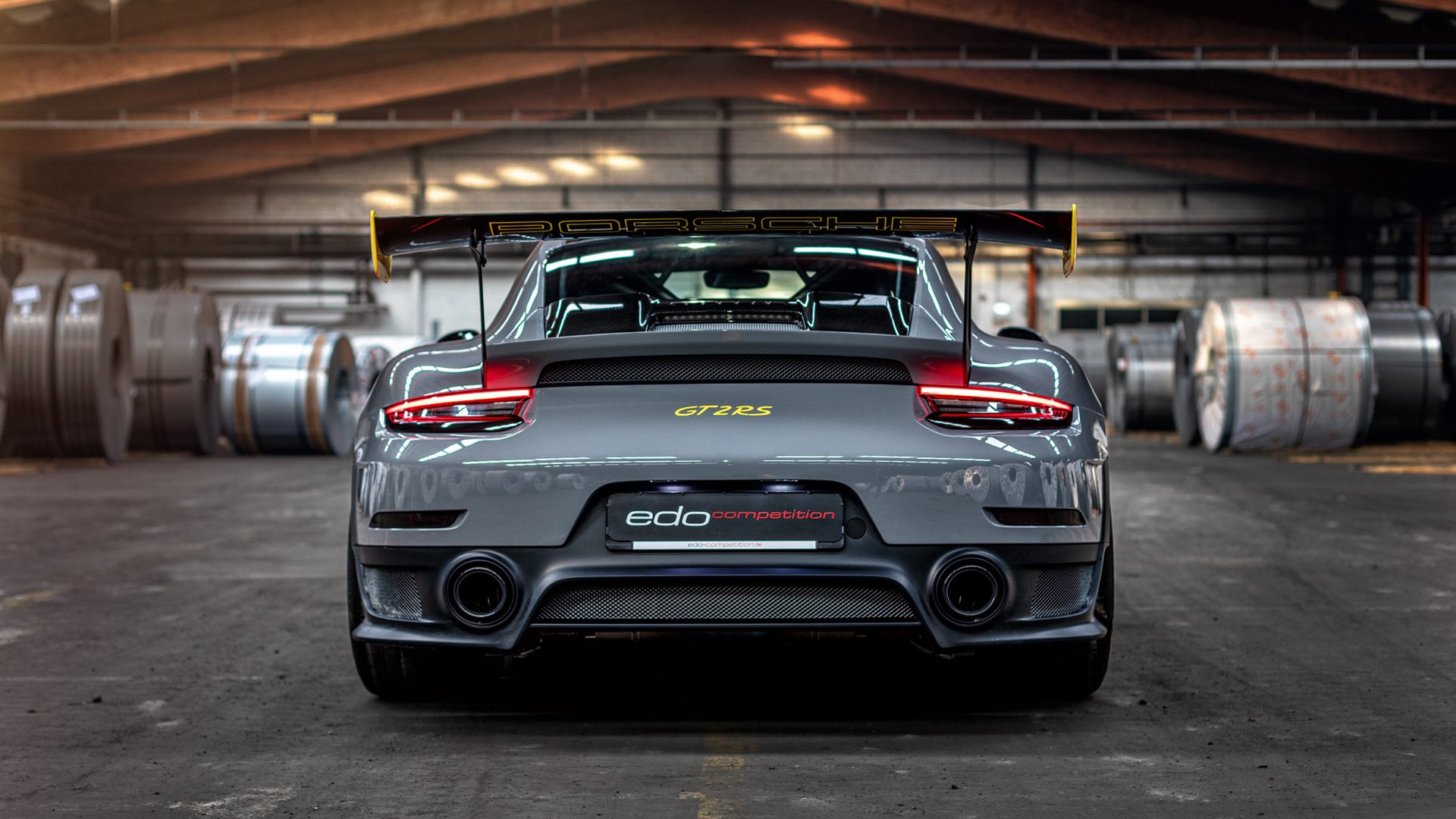 华体会hthapp注册-比赛临场调整成败手各队教练斗法精彩，大赛前夕,教练员喋喋不休地嘱咐